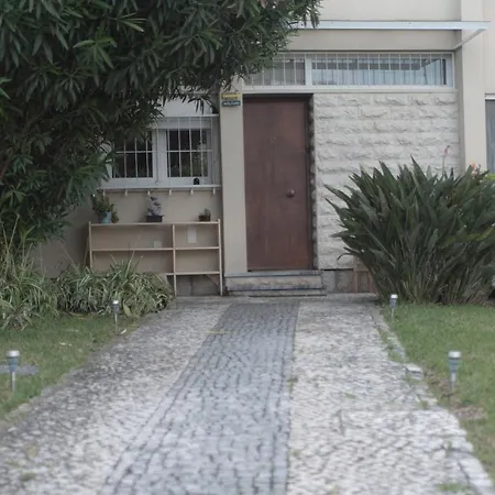 Entire House Near Nation's Park Holiday home *